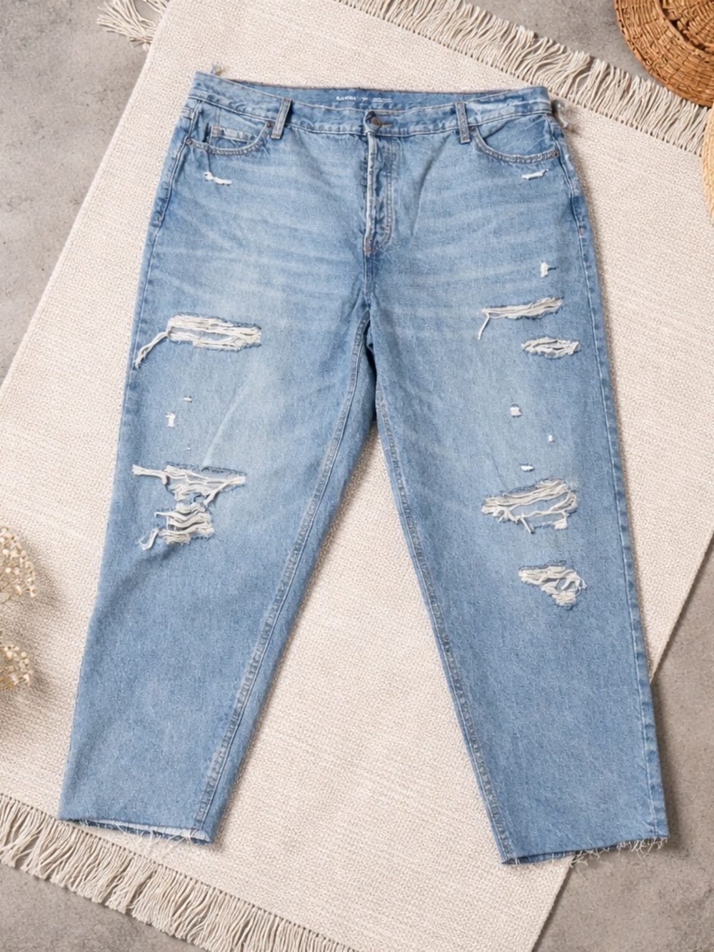 Distressed 90s Grunge Cropped Sky-Hi Straight Medium Wash Jeans Plus Size 20 NWT